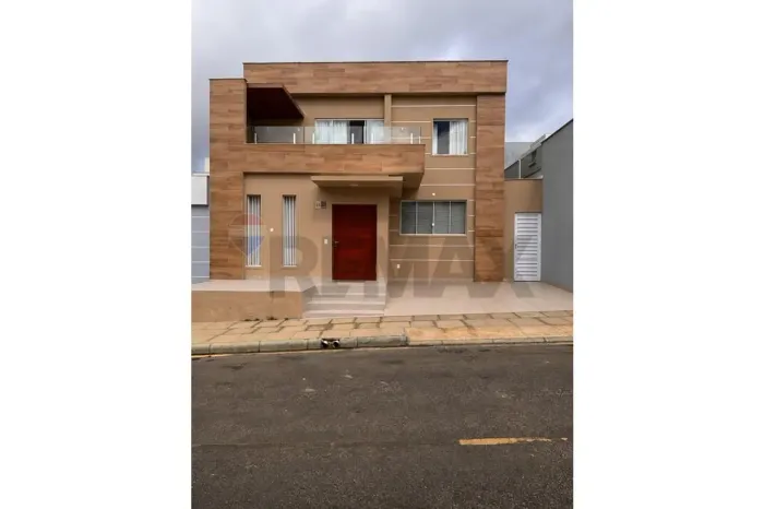 Casa dos sonhos no condomínio Lord Residence!