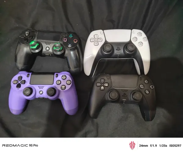 Dualsense e dualshock semi novo