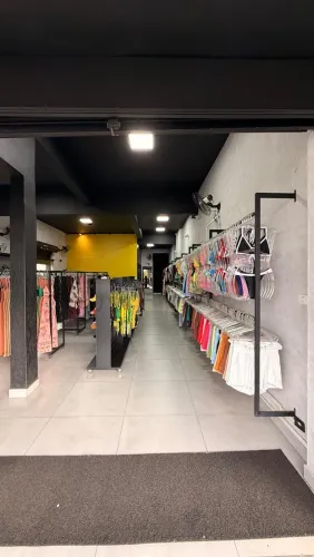 VENDO LOJA DE ROUPAS