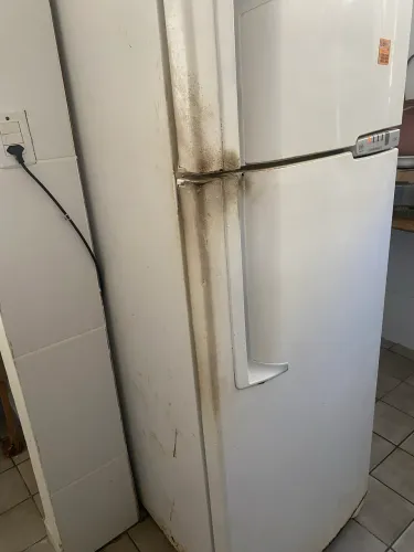 Geladeira usada