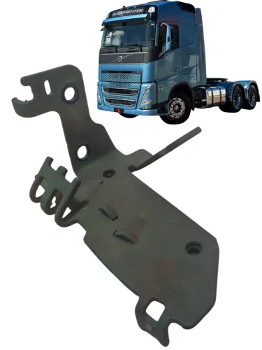 Dobradiça da grade frontal esquerda Volvo FH 540 ano 2024