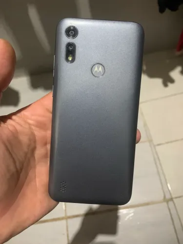 Motorola moto E6s novinho completo entrego Hoje