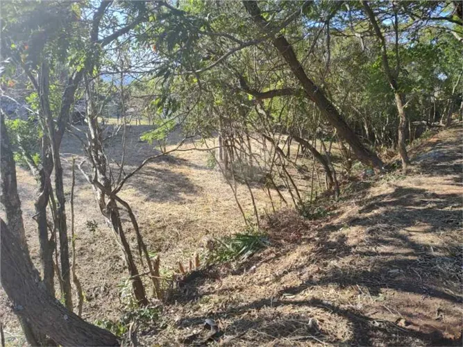 Terreno à venda em Parque arco iris - SP