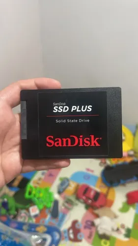 SSD SanDisk 1TB SATA - Excelente Estado