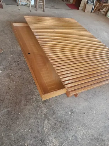 Cama de Casal Ripada em Freijó