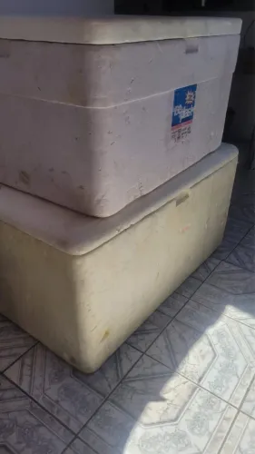 Caixa isopor de 120L e 160L (vendo apenas 1 ou as 2 juntas)