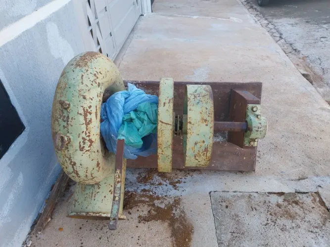 Turbina geradora de energia elétrica.