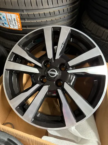Jogo de rodas r16 Nissan Kicks