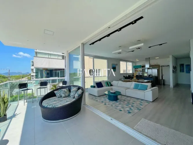 Apartamento com 3 quartos no bairro Campeche, Florianópolis.