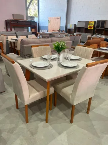 MESA DE JANTAR COM 4 CADEIRAS LINHO OU VELUDO (ÚLTIMAS PEÇAS)