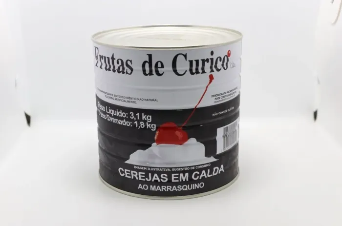 Cereja em calda com e sem talo