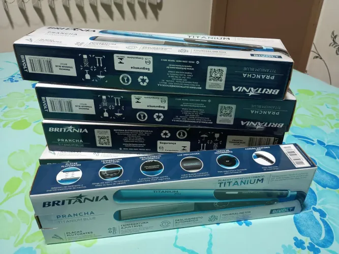 Prancha Titanium Blue Britânia Bivolt