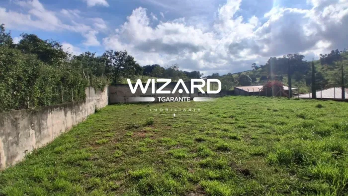 Terreno plano à venda em Serra Negra