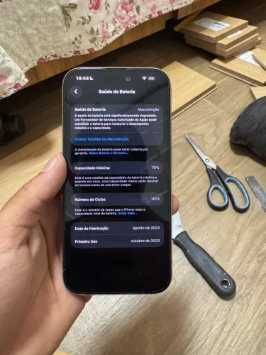 Iphone 15 pro 256gb SEM FACE ID e CAMERA FRONTAL ESTA EMBAÇADA