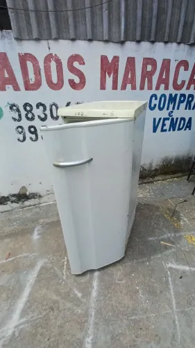 Geladeira Electrolux 280L 