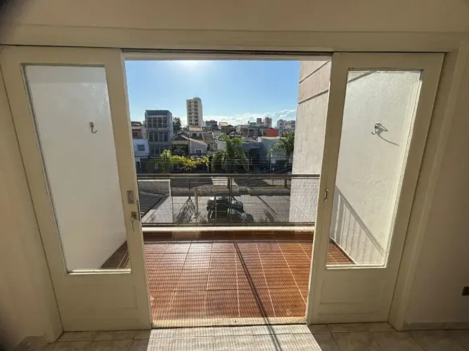 Apartamento com 2 dormitórios à venda, 66 m² por R$ 243.800,00 - Centro - Taubaté/SP