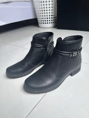 Bota Feminina Dakota Cano Baixo Preta