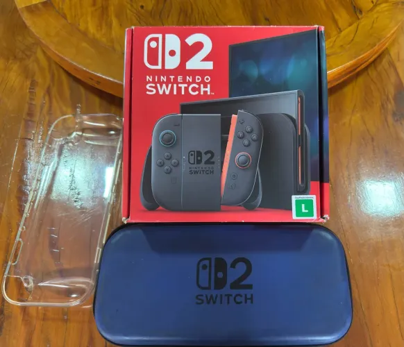 Nintendo Switch 2 + Mario Kart World