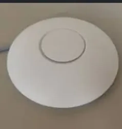 Roteador Access Point Ubiquiti UniFi AP AC LR UAP-AC-LR Wi-Fi Corporativo Long Range
