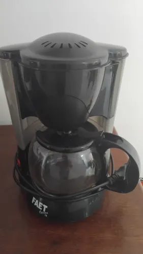 Cafeteira elétrica FAET 220volts