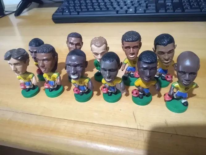 Coleção seleção brasileira mini craques 11 bonecos
