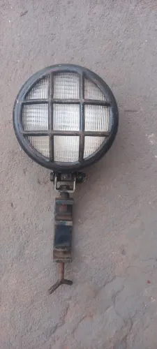 farol auxiliar vintage