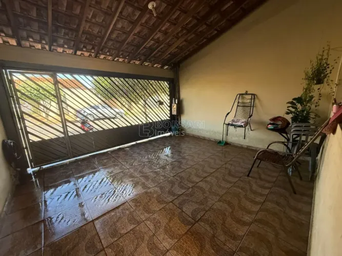 Venda de Casas / Padrão na cidade de Américo Brasiliense
