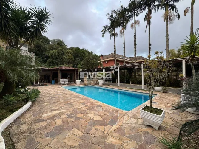Casa | Mansão para Alugar no Morro da Nova Cintra em Santos