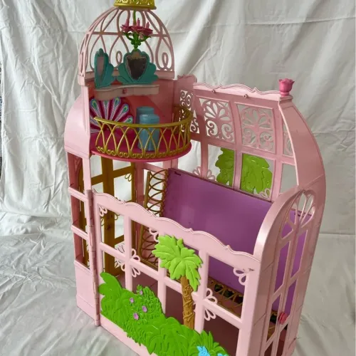 Castelo de brinquedo reservado