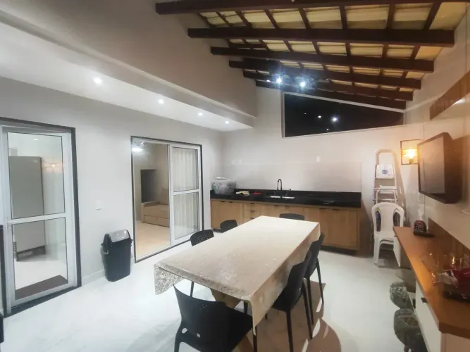 Casa duplex alto padrão - 3 quartos com suite em Serra Sede - Serra - ES