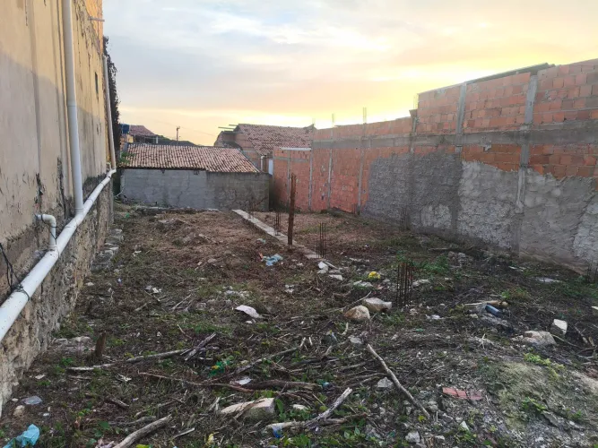 Vende-se Terreno 