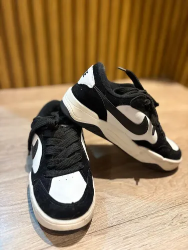 Tênis Nike 37