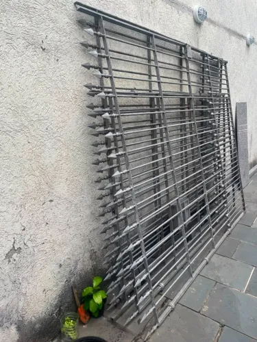 04 Portoes de Ferro Usado em Otimo Estado 2,30 A & 2,00 Largura