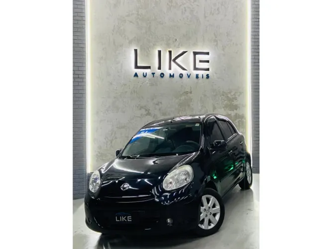 Nissan March SR 1.6 16V Flex Fuel 5P 2014