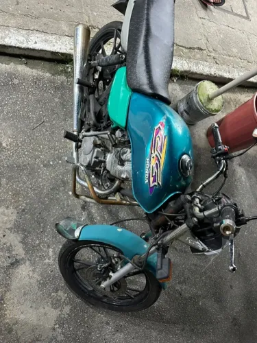 CG 125cc pedal partida, freio a disco dianteiro