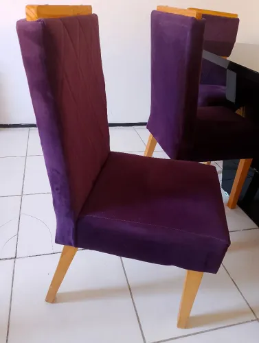 Vende-se mesa 6 cadeiras