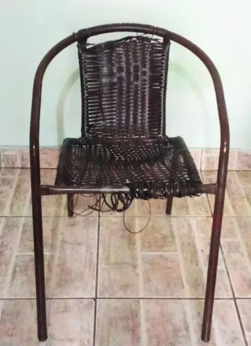 Cadeira de ferro 