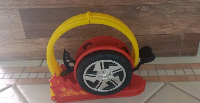 Pista de carrinhos compatível com HotWheels