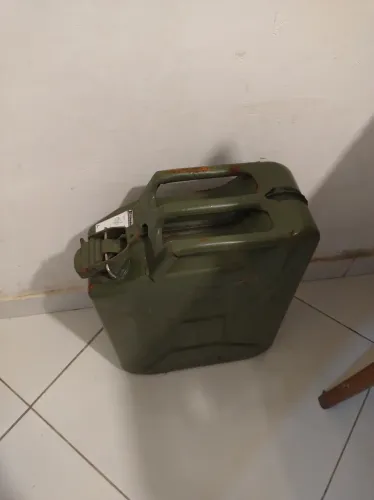 Galão de água