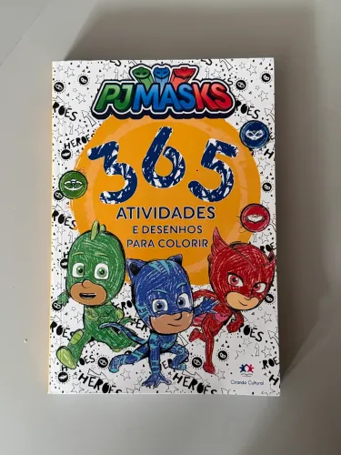 Livro de atividades PJMasks