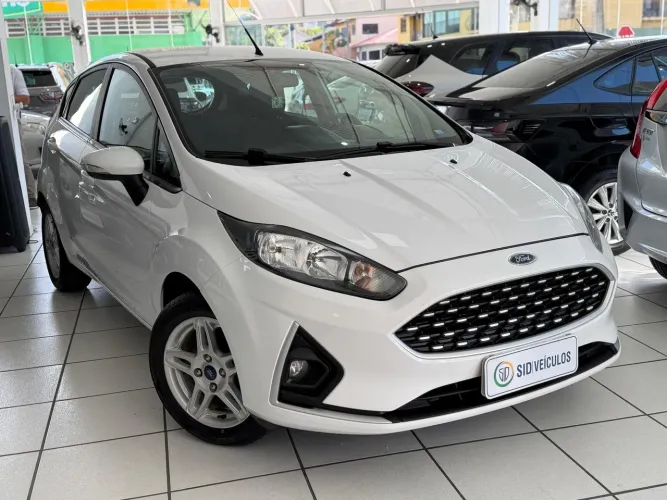 Ford Fiesta SEL 1.6 16V Flex Mec. 5P 2018