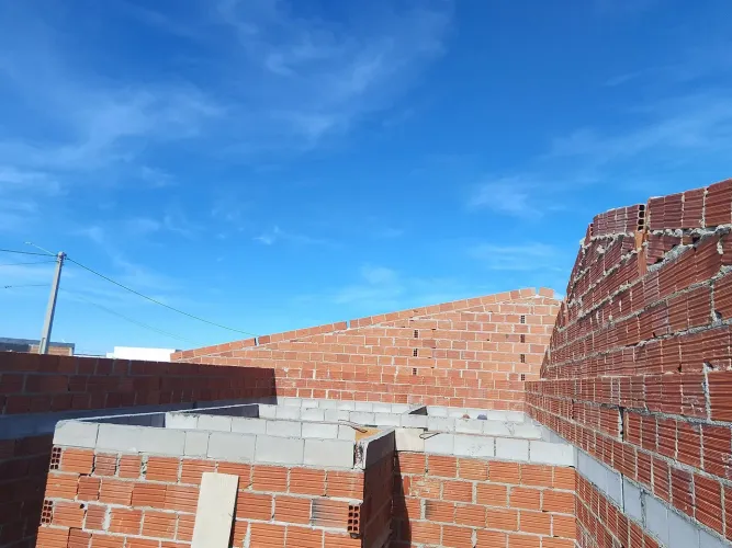 Construção e reforma.