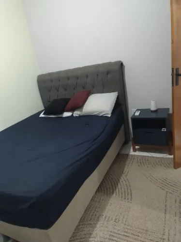 ALUGO QUARTO PARA MENINAS ( COROA DO MEIO)