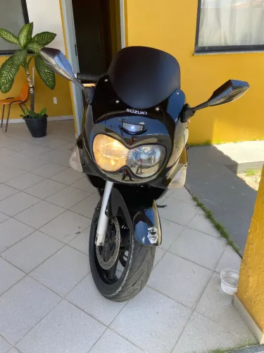 Suzuki GSX F 750