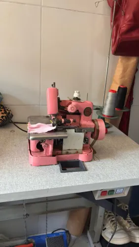Máquina overloque semi industrial