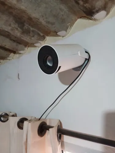 Vendo projetor semi novo