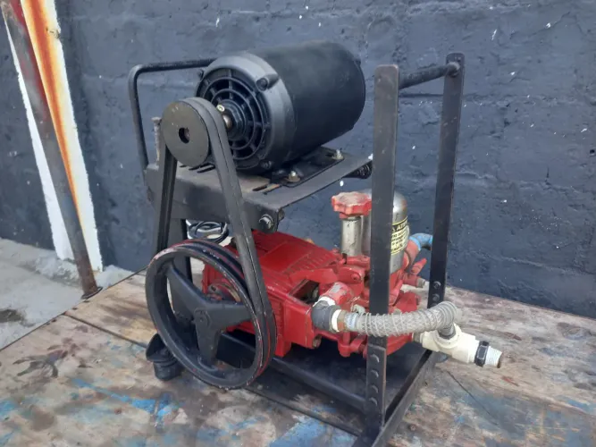 Bomba a pistão 3 cv trifásico
