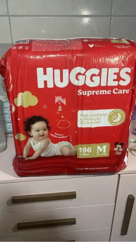 FRALDA HUGGIES