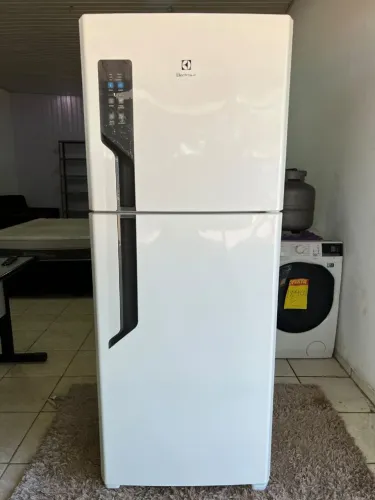 Geladeira Electrolux 430 litros frost free touch digital semi nova ((ENTREGO GRATIS))