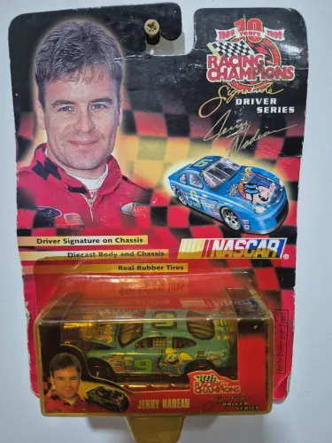 Miniatura NASCAR Jerry Nadeau #9 Racing Champions Signature Series
